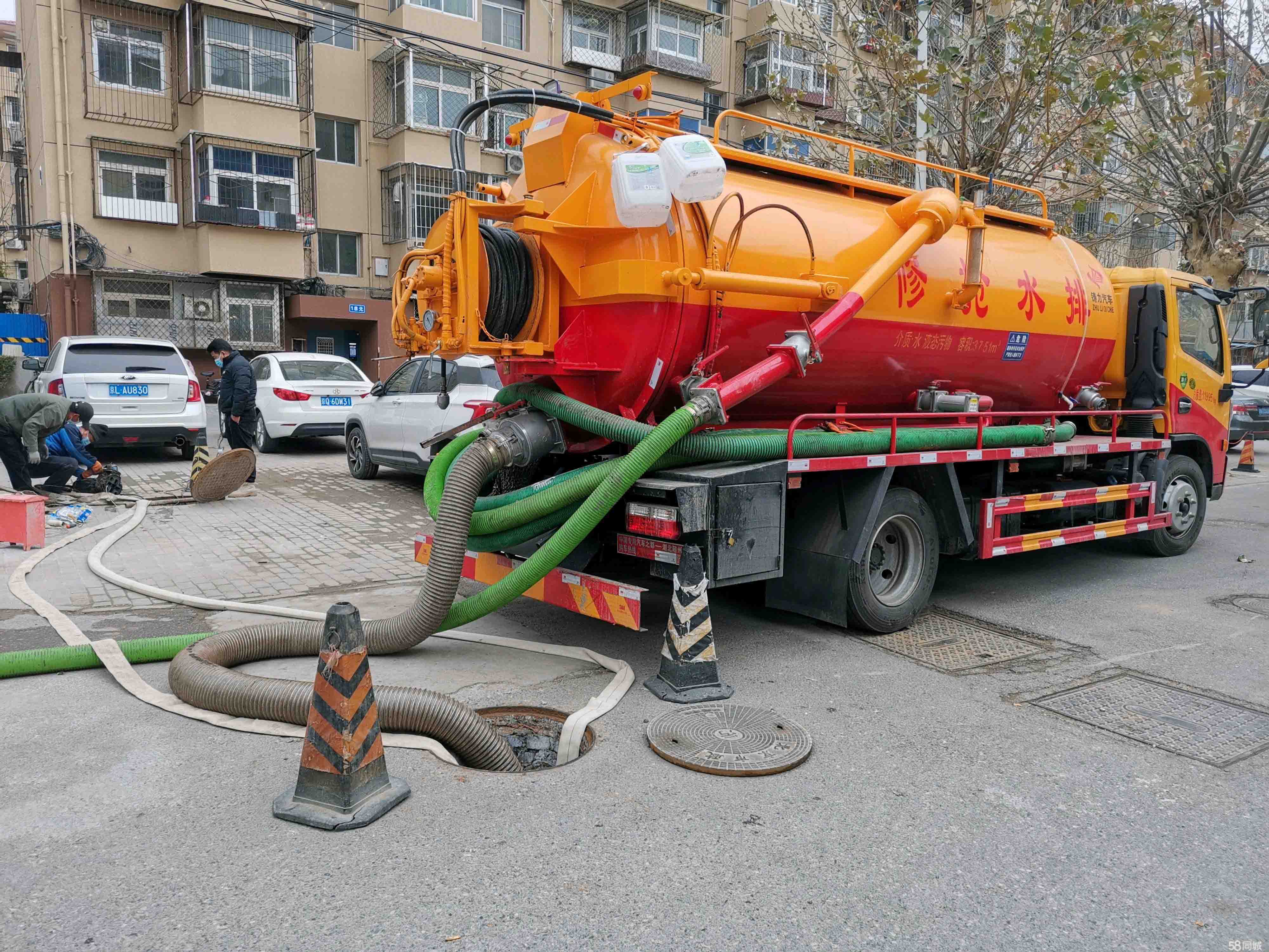 通道抽粪吸污